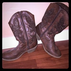 Justice cowgirl boots